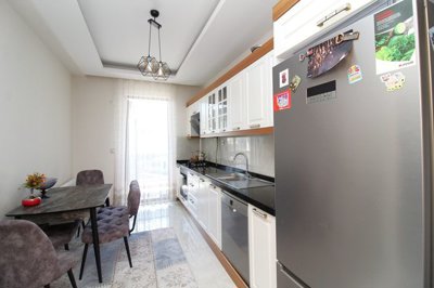 Interior 5