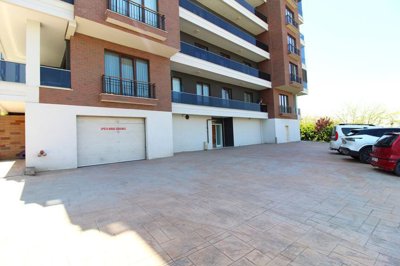 Exterior 5