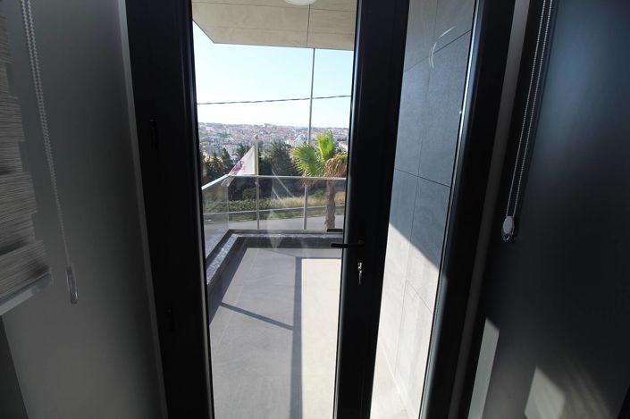 Image No.38-Appartement de 5 chambres à vendre à Beylikduzu