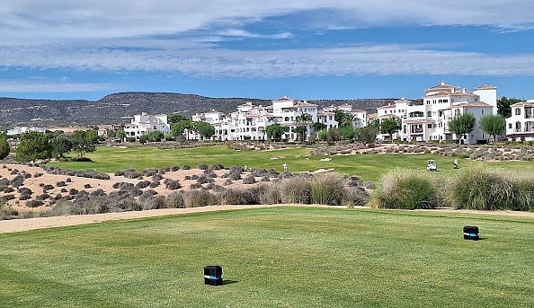 Image No.2-2 Bed House/Villa for sale