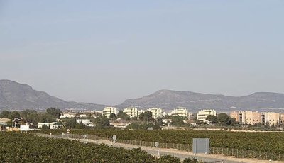 Exterior 3