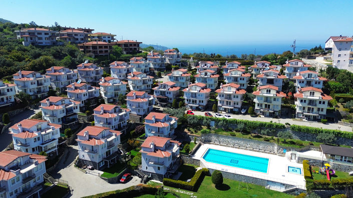 Image No.2-4 Bed House/Villa for sale