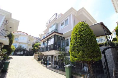 Exterior 5