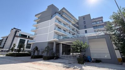 Exterior 4
