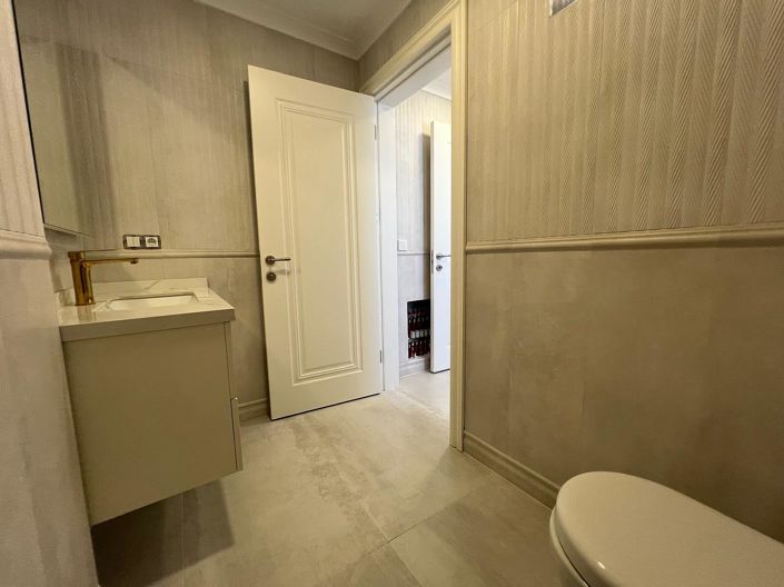 Image No.17-7 Bed House/Villa for sale