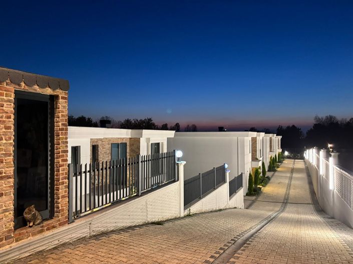 Image No.4-7 Bed House/Villa for sale