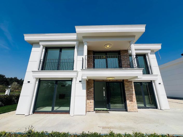 Image No.5-Maison / Villa de 7 chambres à vendre à Tuzla