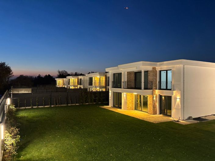 Image No.5-7 Bed House/Villa for sale