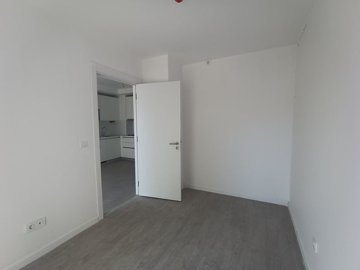 Interior 4