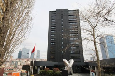 Exterior 2
