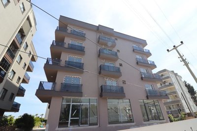 Exterior 3