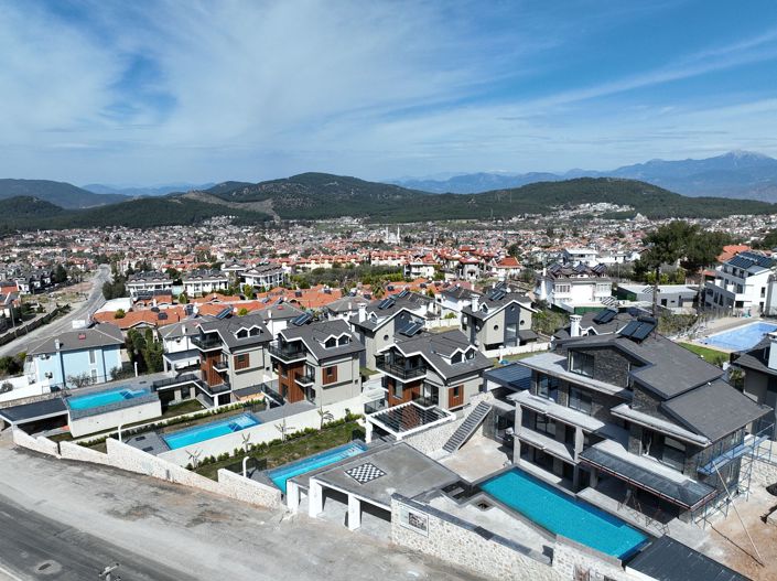 Image No.10-4 Bed House/Villa for sale