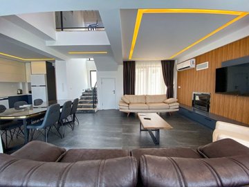 Interior 1