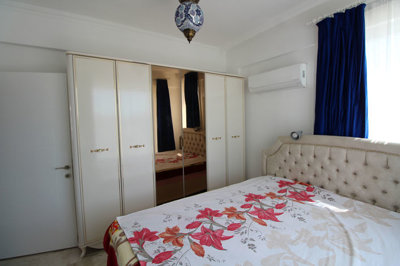 Interior 9
