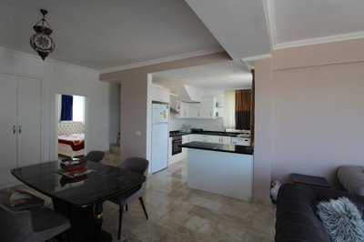 Interior 3