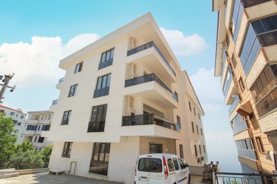 Exterior 4