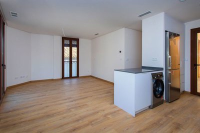 Interior 4