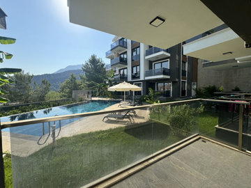 Exterior 6