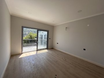 Interior 2