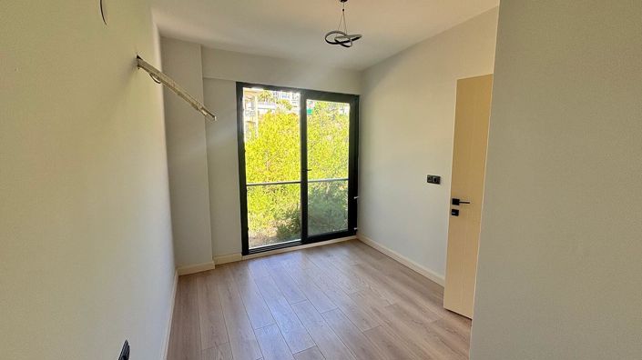 Image No.17-3 Bed Apartment for sale