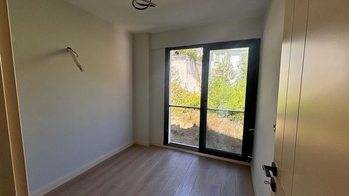 Image No.18-3 Bed Apartment for sale