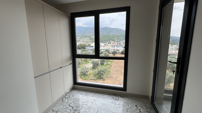 Image No.20-2 Bed Apartment for sale