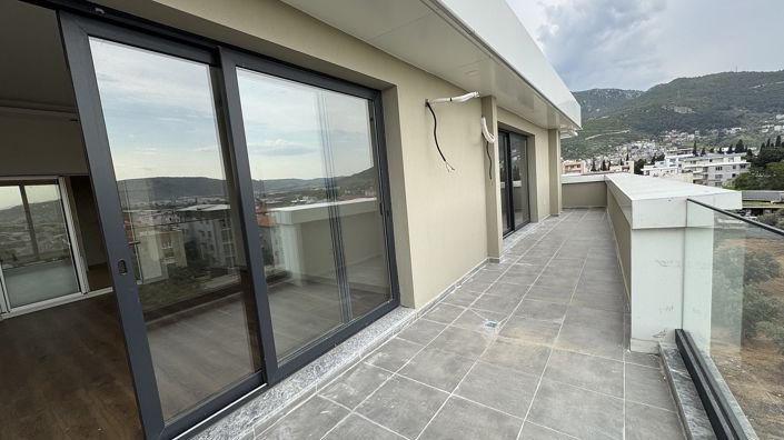 Image No.45-Appartement de 3 chambres à vendre à Bornova