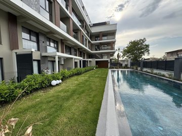 Exterior 5