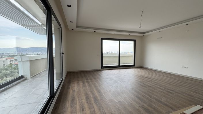 Image No.27-Appartement de 3 chambres à vendre à Bornova