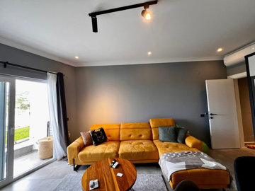 Interior 3