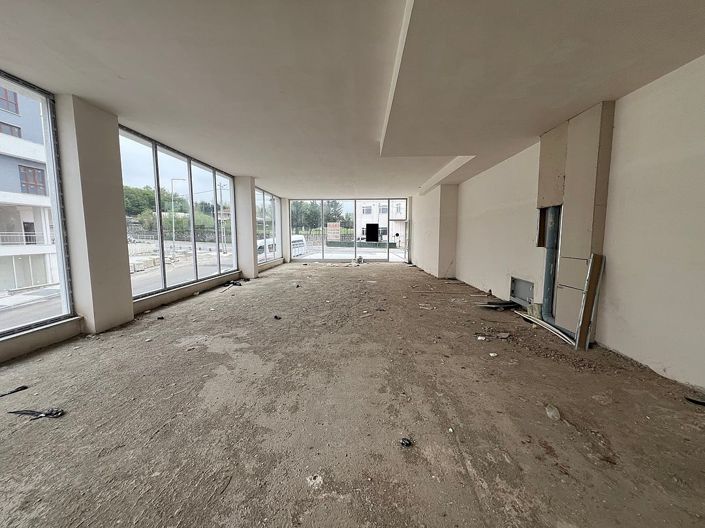 Image No.4-Commercial de 1 chambre à vendre à Çekmeköy