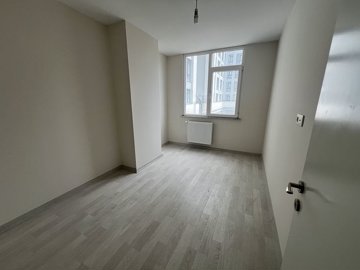 Interior 7