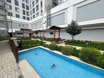 Exterior 5
