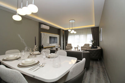 Interior 3