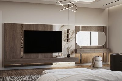 Interior 8