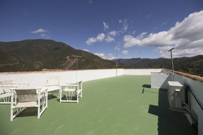 Exterior 4