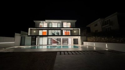 Exterior 7
