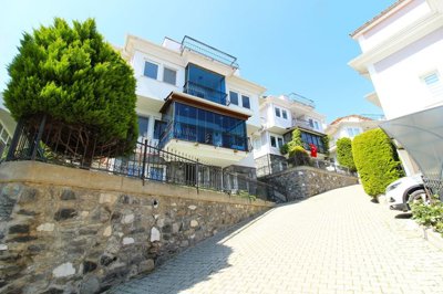 Exterior 2