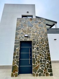 Exterior 13
