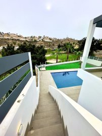 Exterior 6