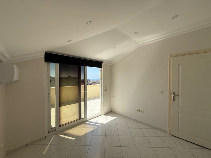 Image No.13-2 Bed Apartment for sale