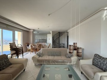 Interior 2