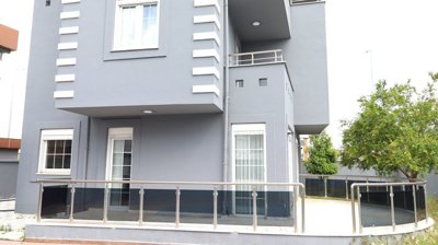 Exterior 7