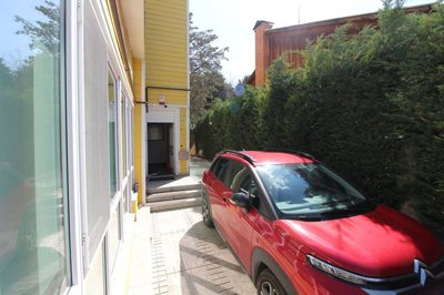 Exterior 15