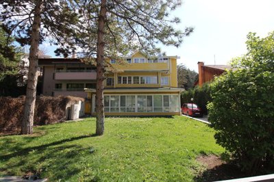 Exterior 2