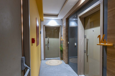 Exterior 6