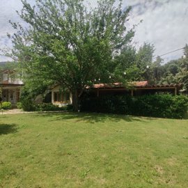 Exterior 13