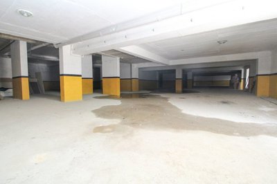 Exterior 13