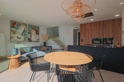 Interior 2