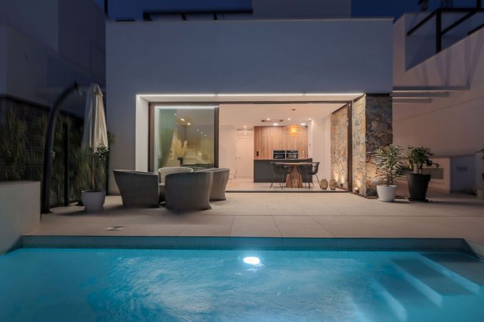 Image No.6-3 Bed House/Villa for sale